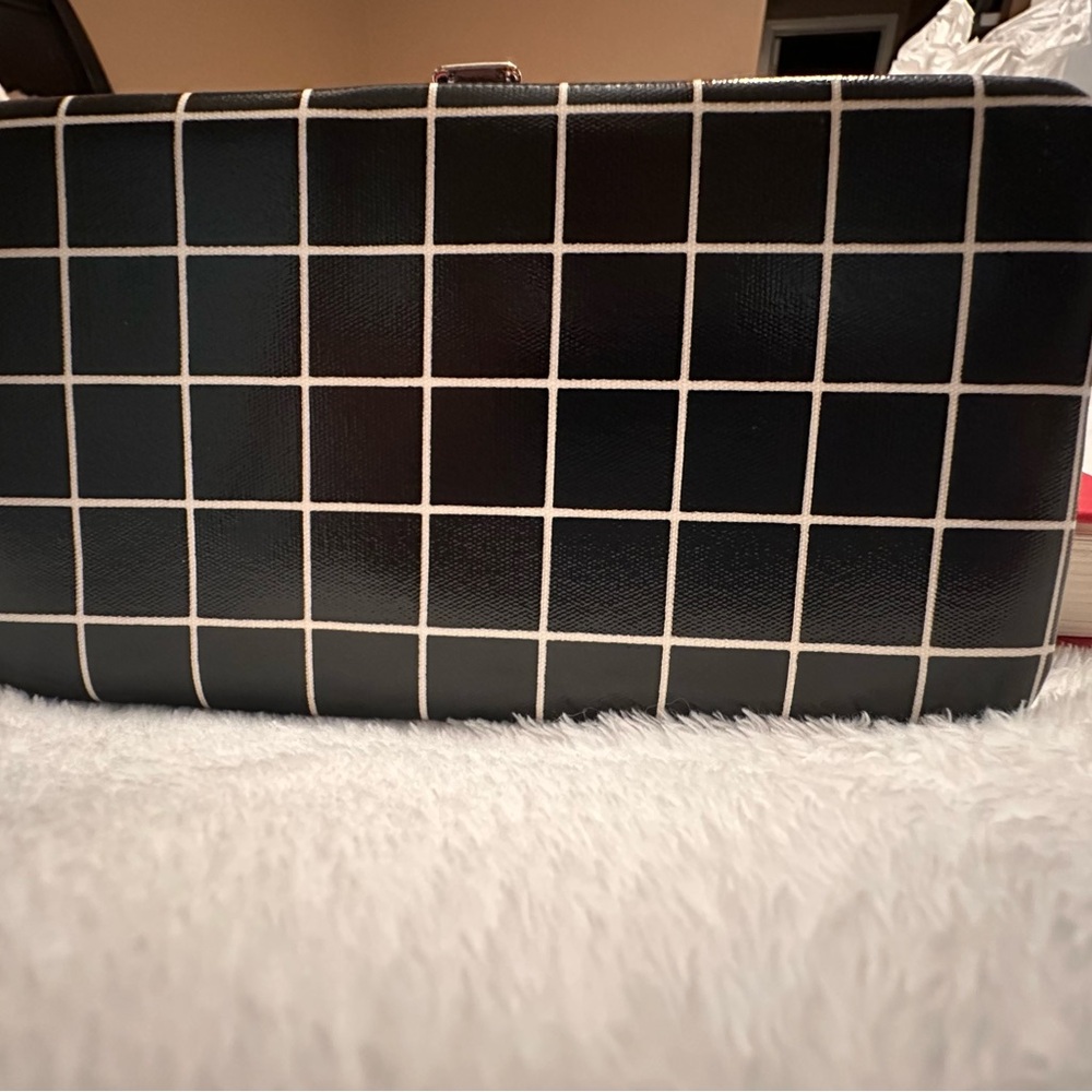 Hardcover Rectangle Black and White Grid Clutch